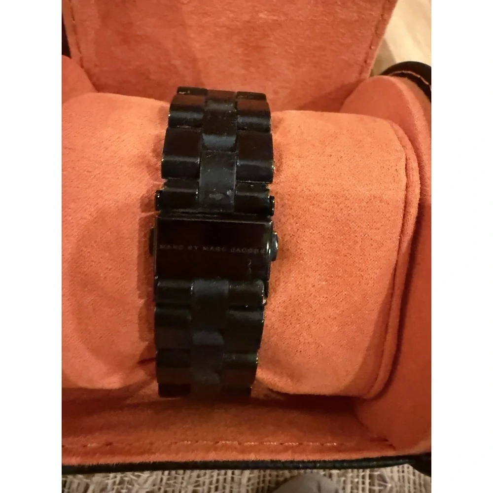 Marc Jacobs Black Acrylic‎ Swarovski Crystal Logo Rivera Watch MBM8565 Rare